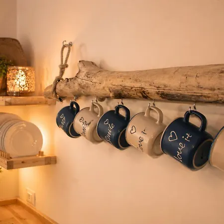 Poésia Apartman San Foca